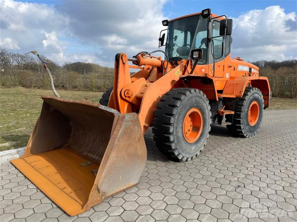 Doosan DL250 Колесни товарачи