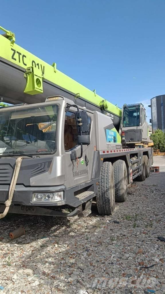 Zoomlion ZTC800 Всъдеходни кранове