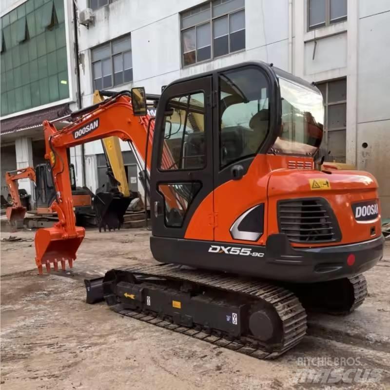 Doosan DX55 Верижен екскаватор