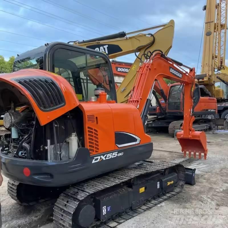 Doosan DX55 Верижен екскаватор