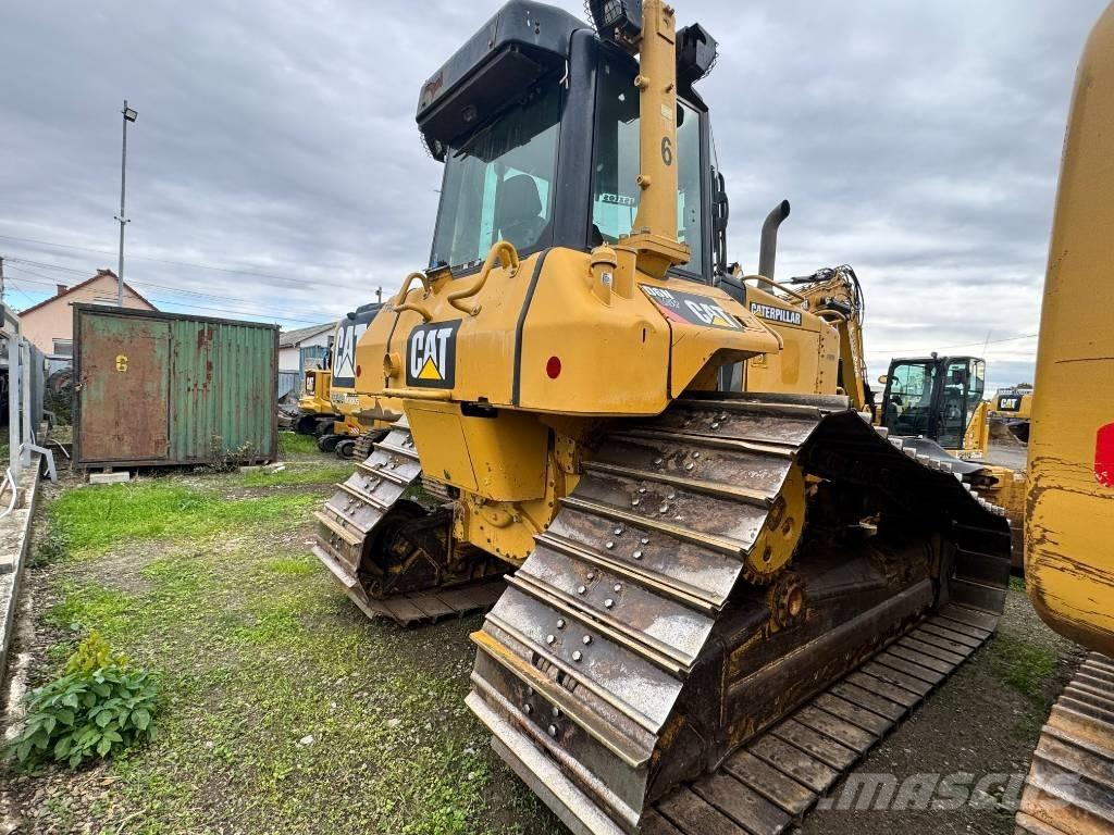CAT D 6 N LGP Верижни булдозери
