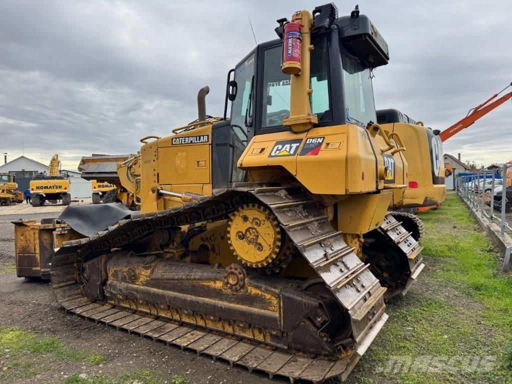 CAT D 6 N LGP Верижни булдозери
