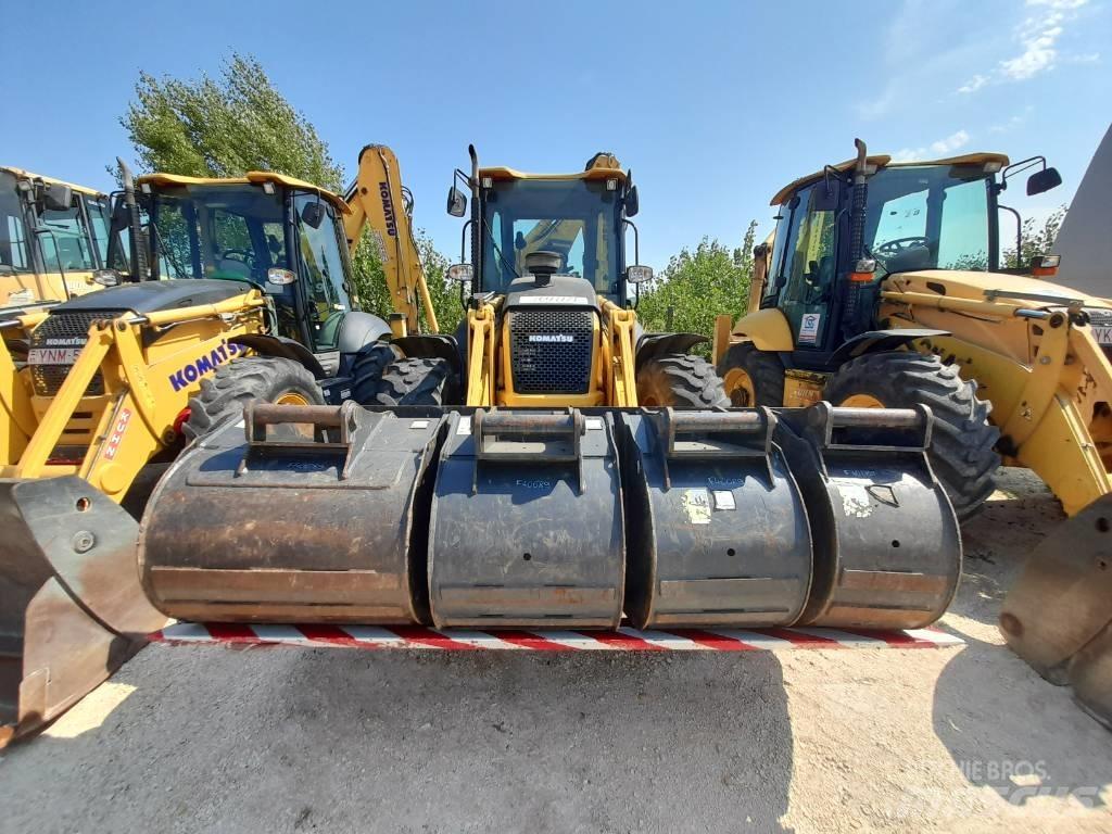 Komatsu WB97S-8 Товарач със заден ексватор