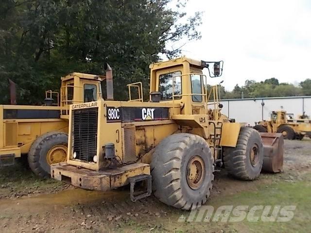 CAT 980C Колесни товарачи