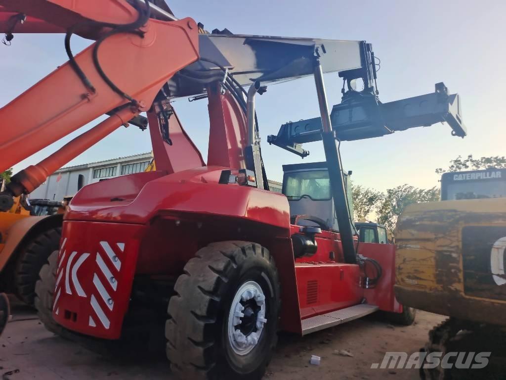 Kalmar DRF 450 Кари повдигачи на контейнери