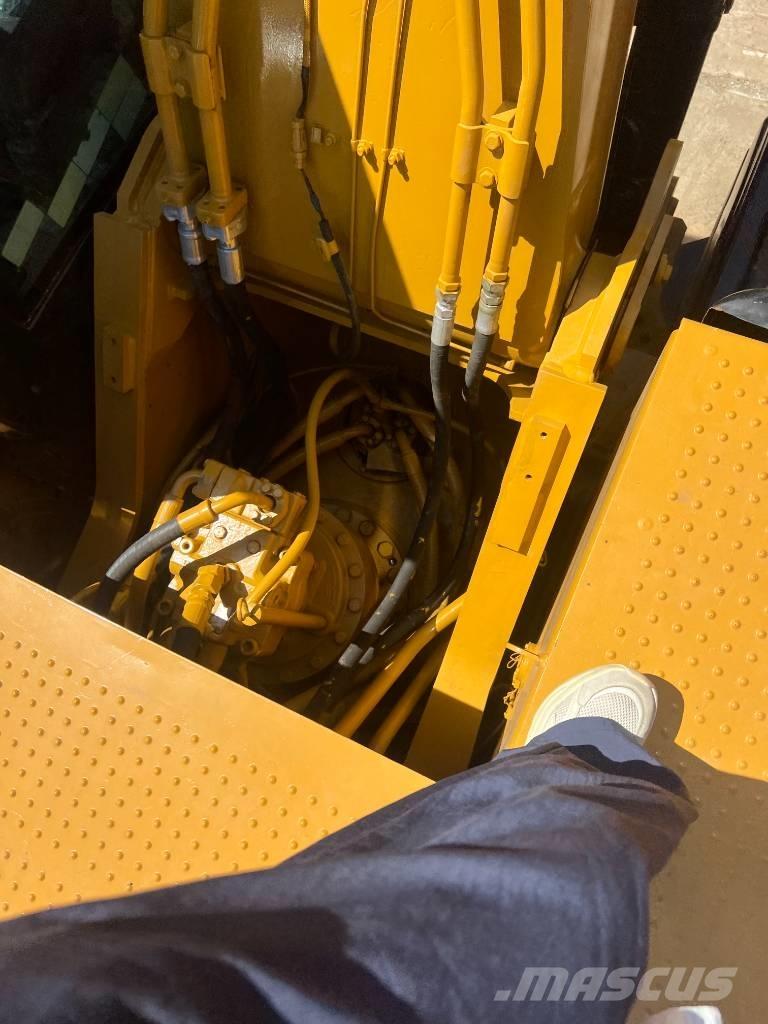 CAT 325D Верижен екскаватор