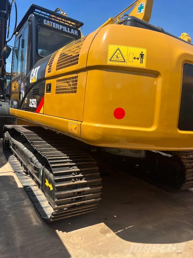 CAT 325D Верижен екскаватор