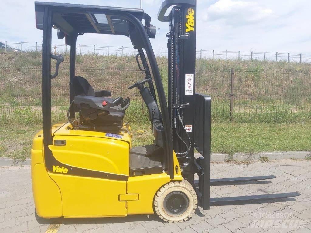 Yale ERP15VT Електрически вилични кари-повдигачи