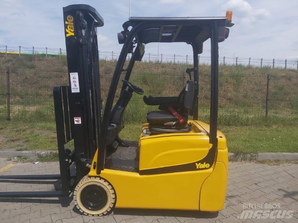 Yale ERP15VT Електрически вилични кари-повдигачи