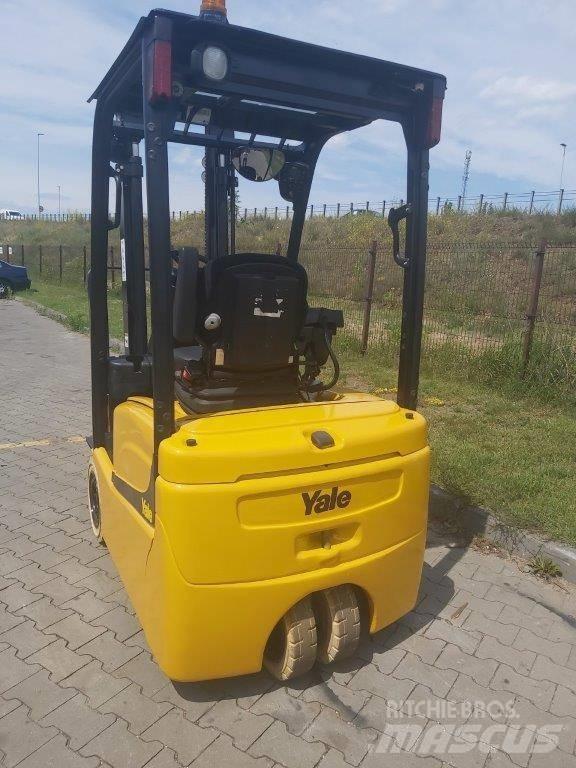 Yale ERP15VT Електрически вилични кари-повдигачи