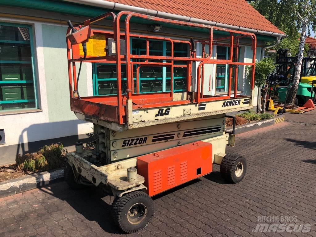 JLG CM2558    V-3343 Вертикални мачтови повдигачи
