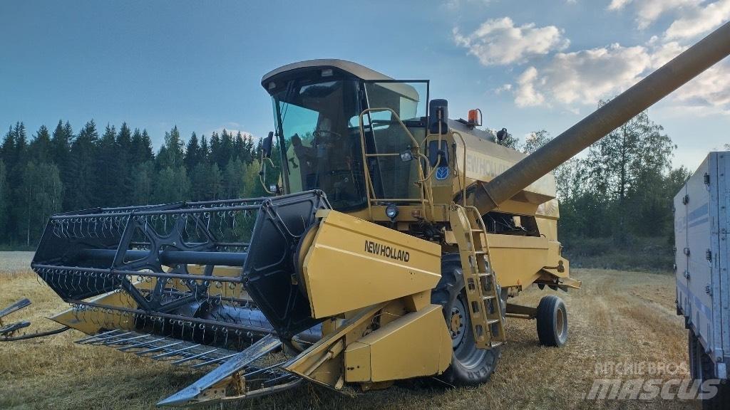 New Holland TC 54 Комбайни