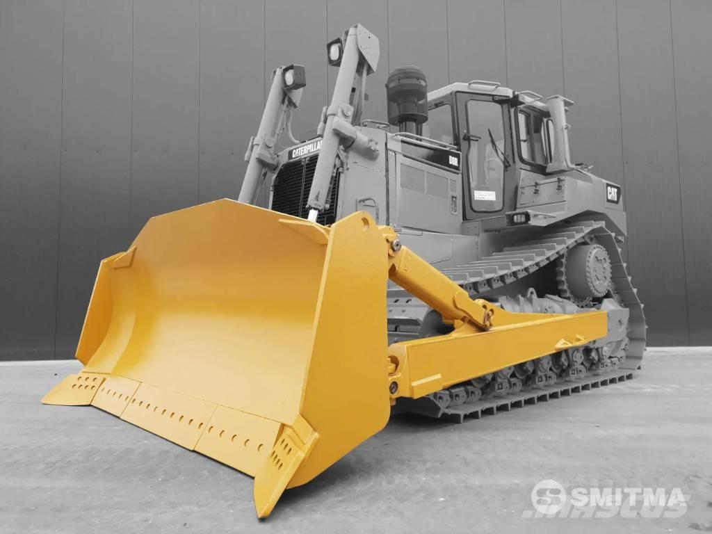 CAT D8R Остриета