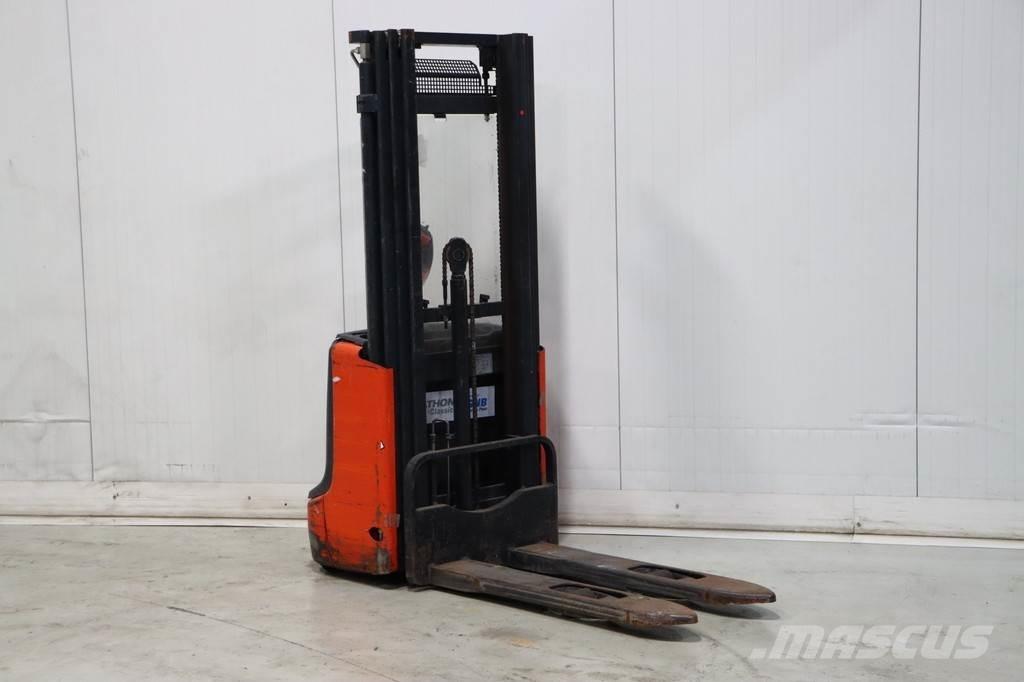 Linde L10 Колички високоповдигачи с теглич