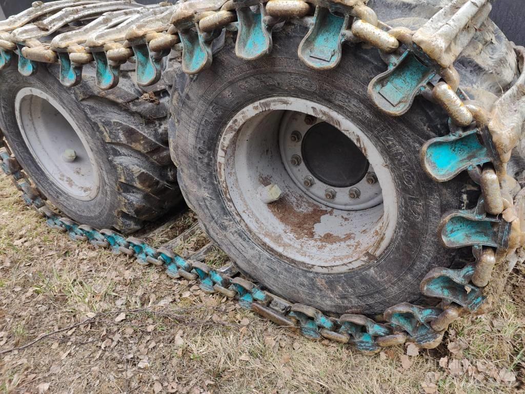 Komatsu 901 XC Харвестери