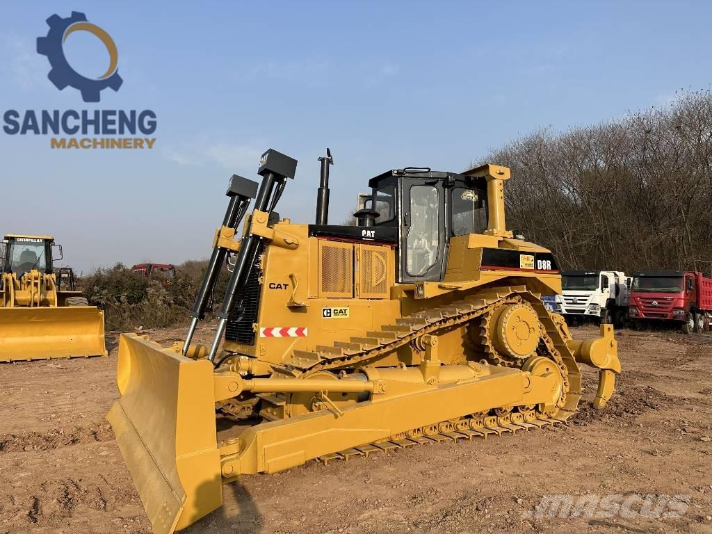 CAT D 8 R Верижни булдозери
