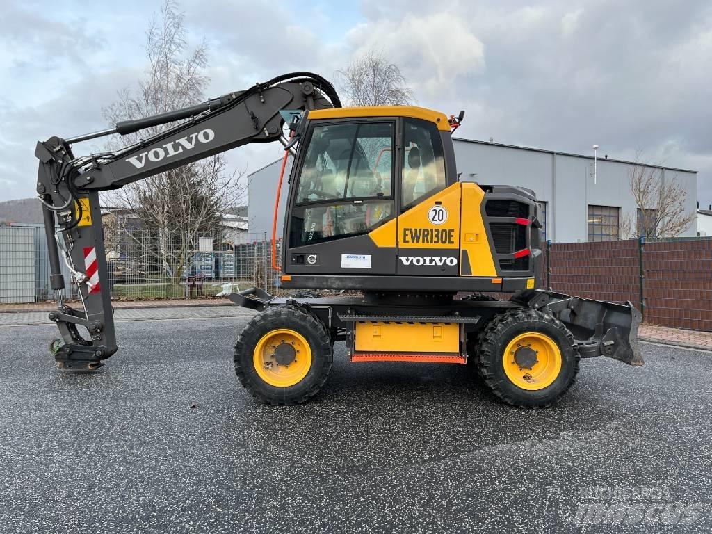 Volvo EWR130E Колесни екскаватори