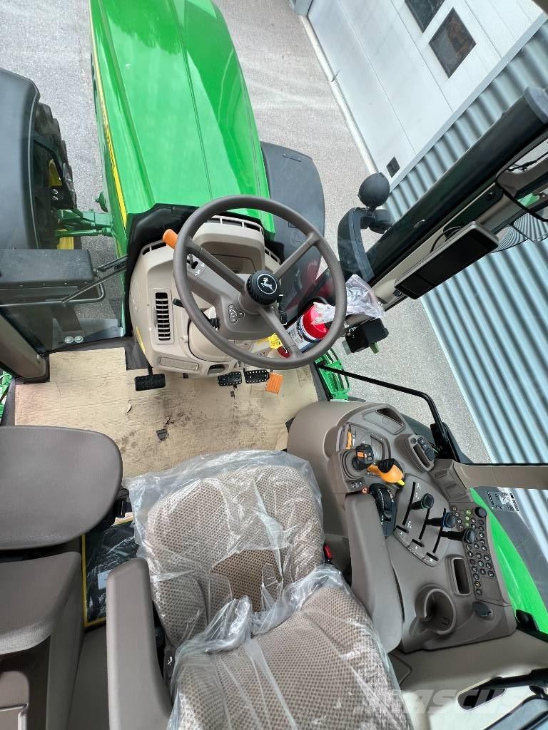 John Deere 6155 M Трактори