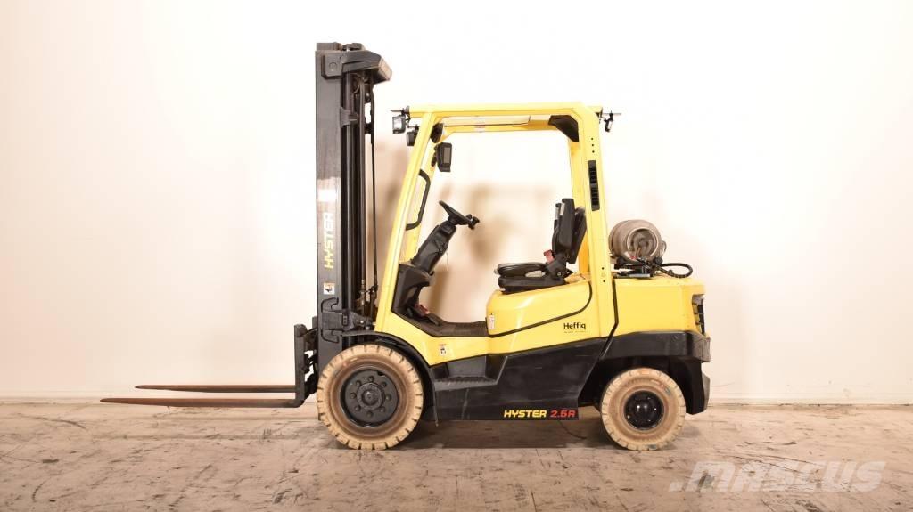 Hyster H2.5A6-L Камиони с АГУ