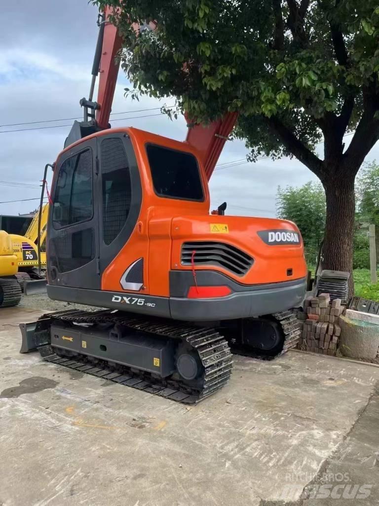 Doosan DX75 Мини екскаватори < 7 т