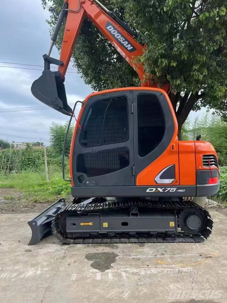 Doosan DX75 Мини екскаватори < 7 т