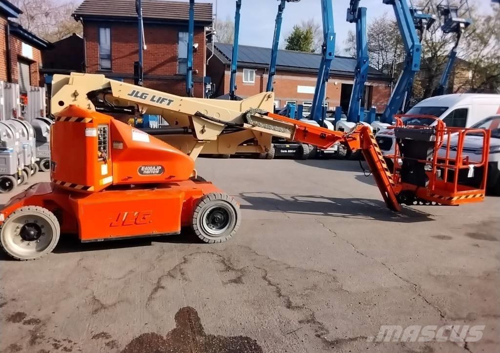JLG E 400 AJP Съчленени стрелови подемници
