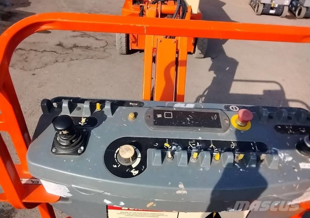 JLG E 400 AJP Съчленени стрелови подемници