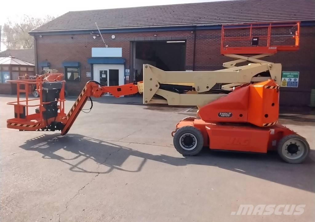 JLG E 400 AJP Съчленени стрелови подемници