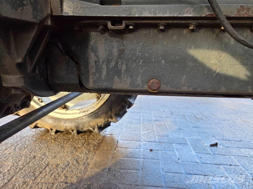 Renault 68-14RS Трактори