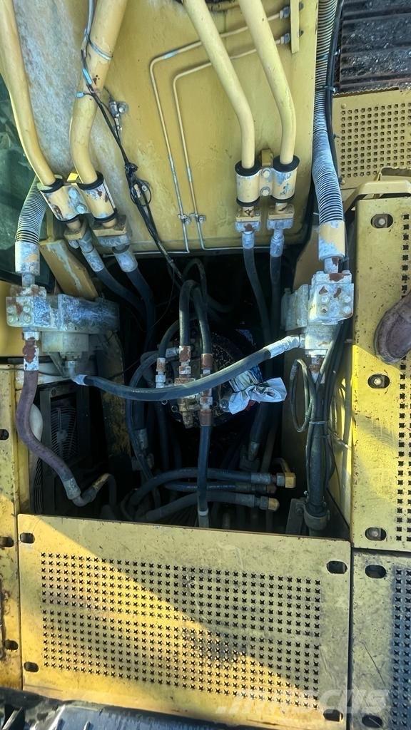 CAT 330 C LC Верижен екскаватор