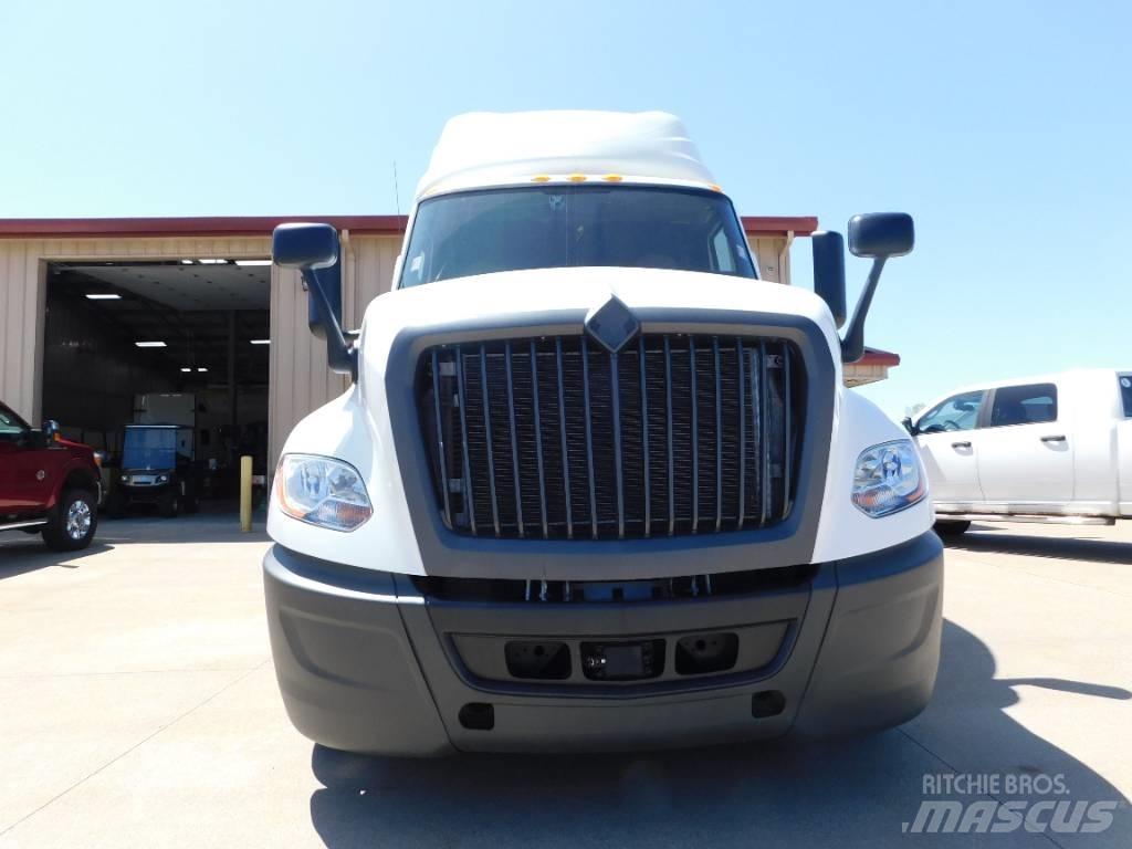 International LT 625 Влекачи