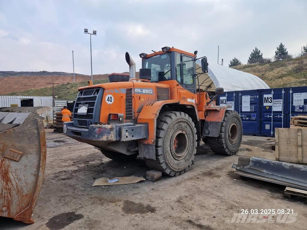 Doosan DL 250 Колесни товарачи