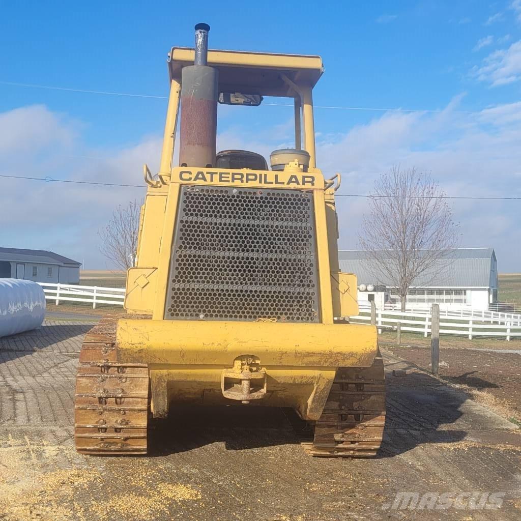 CAT 963 Верижен товарач