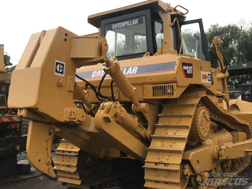 CAT D8R Верижни булдозери

