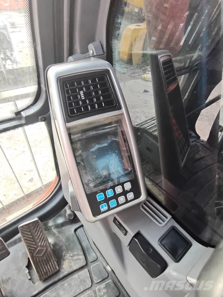 Doosan DX 225 LC Верижен екскаватор