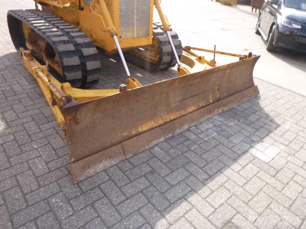 Mitsubishi BD2 F Верижни булдозери
