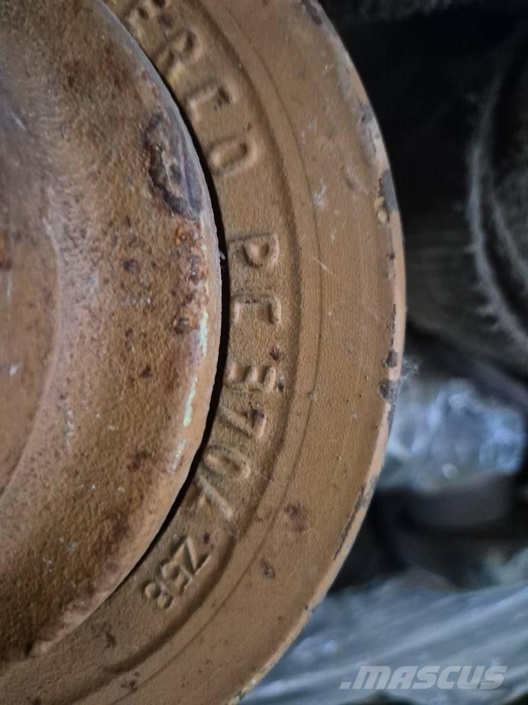 CAT D 6 Релси, вериги и ходова част
