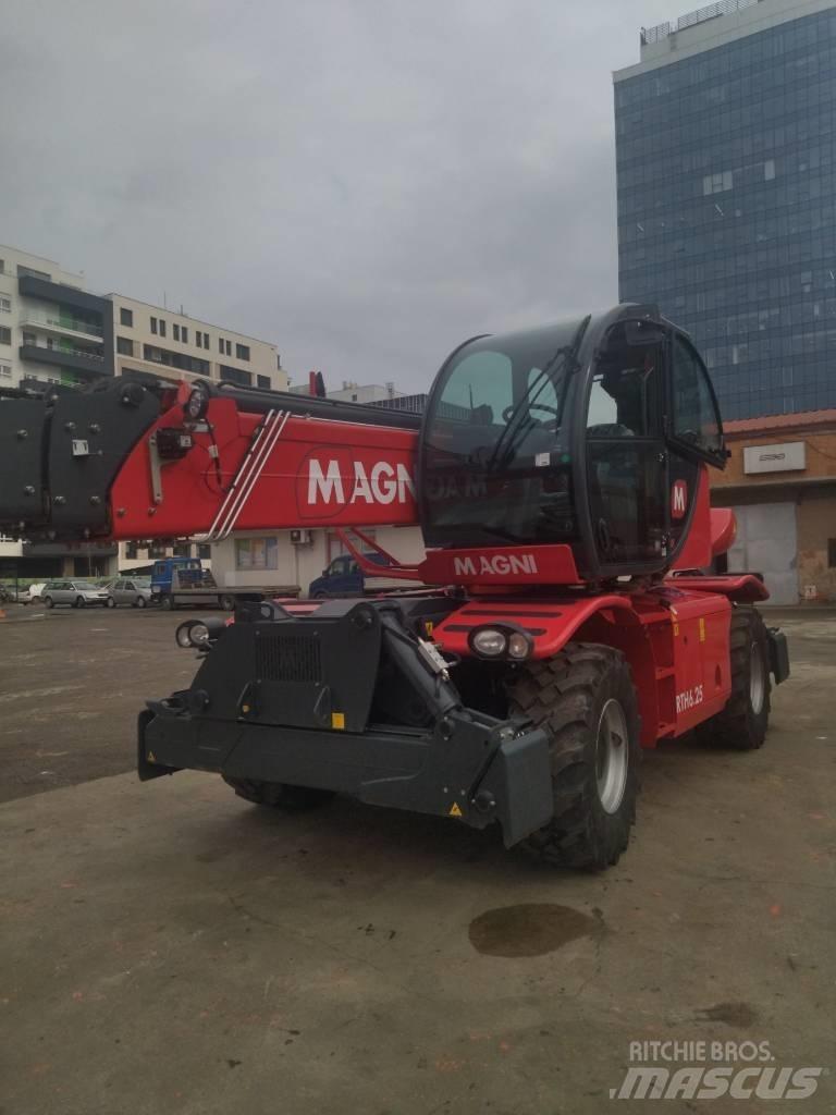 Magni 6.25 Телескопични товарачи