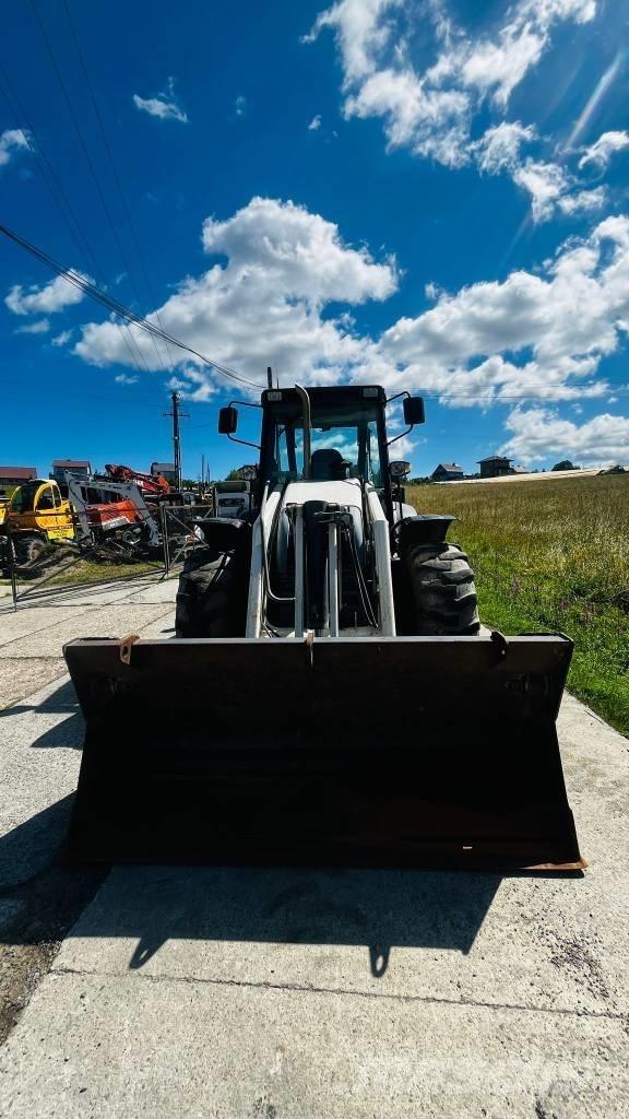 Terex 970 Elite Товарач със заден ексватор