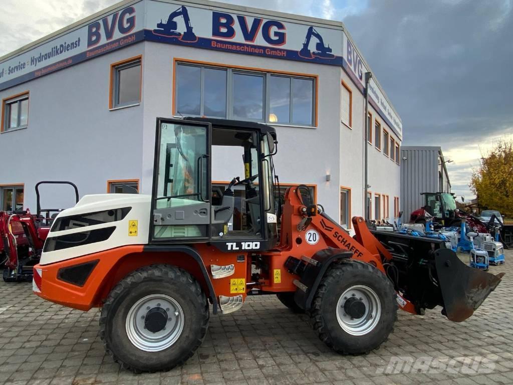 Yanmar V 100 Колесни товарачи