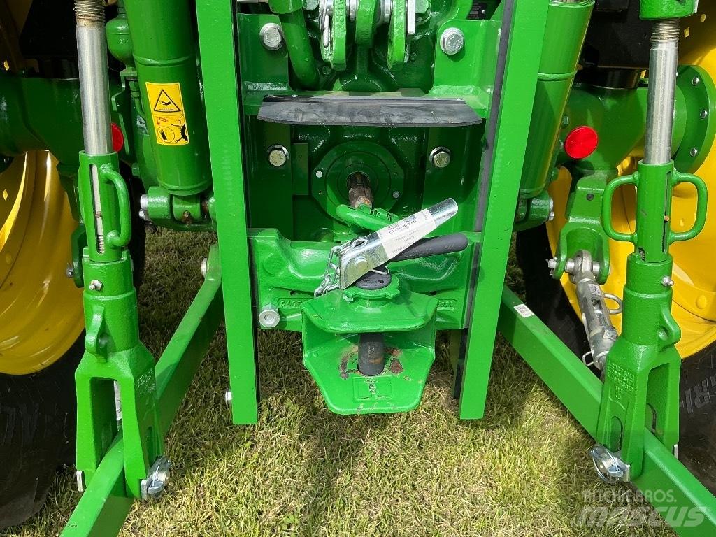 John Deere 5090 M Трактори