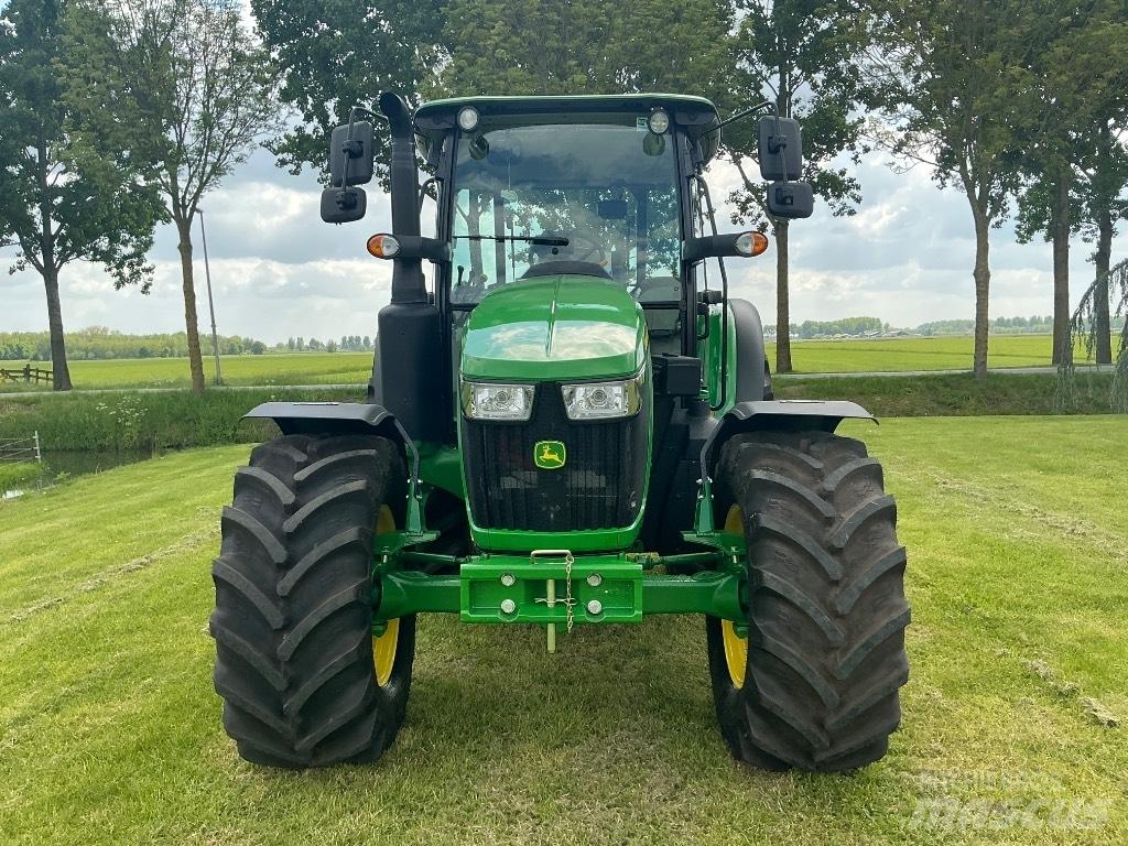 John Deere 5090 M Трактори