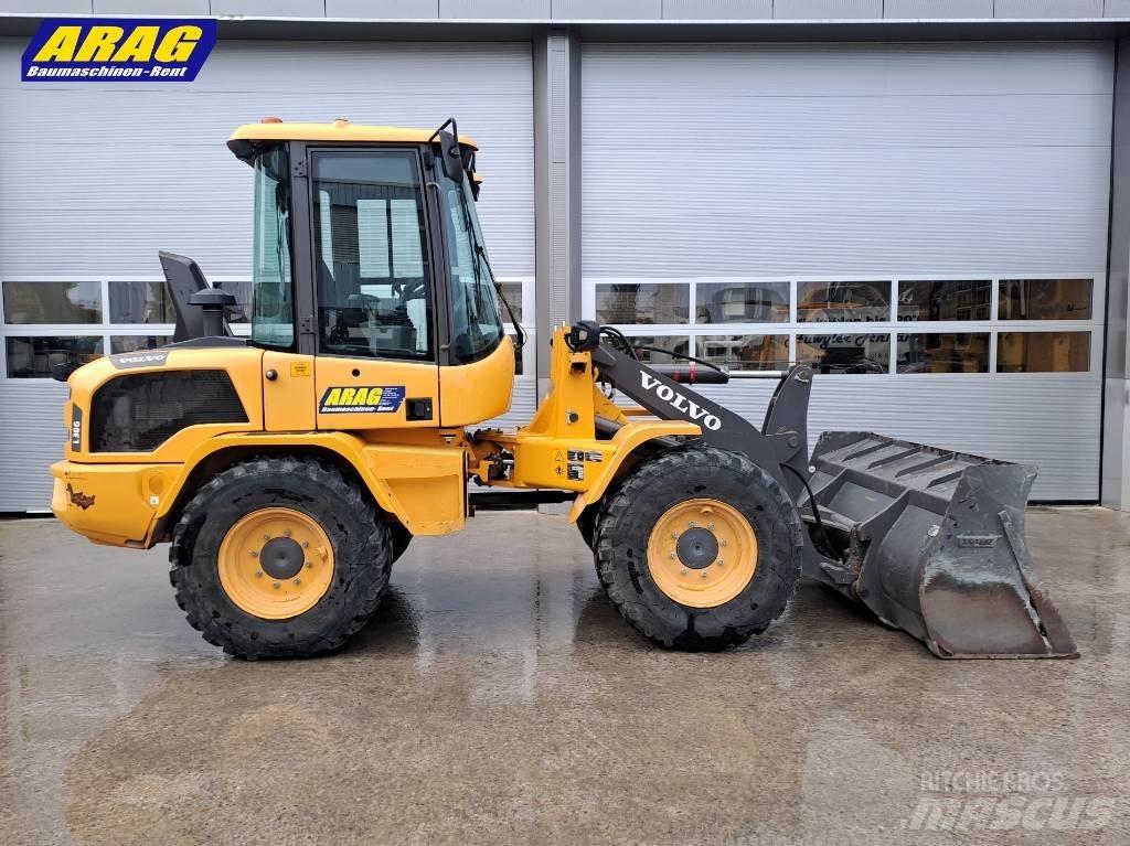 Volvo L 30 G Колесни товарачи