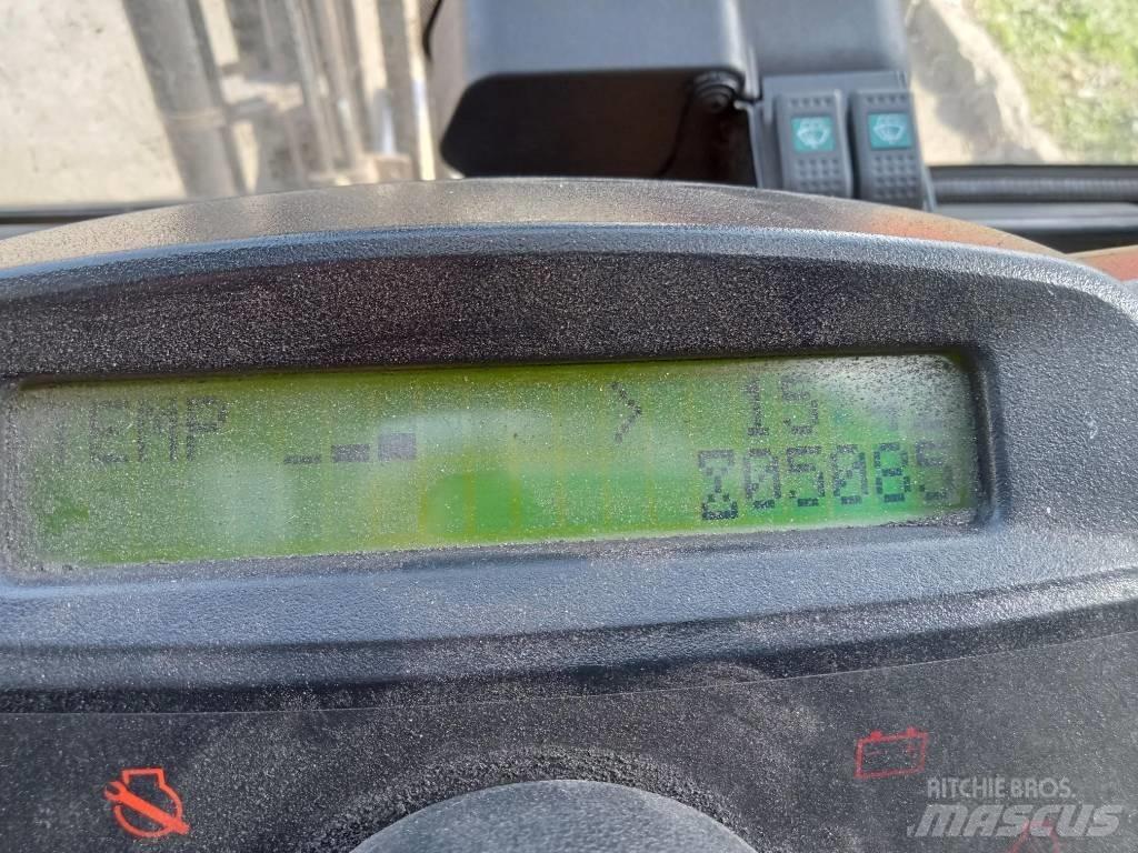 Yale GLP30 Камиони с АГУ