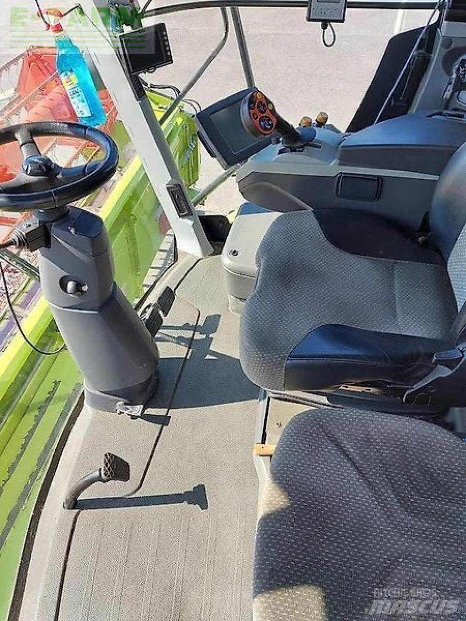 CLAAS lexion 750 Комбайни