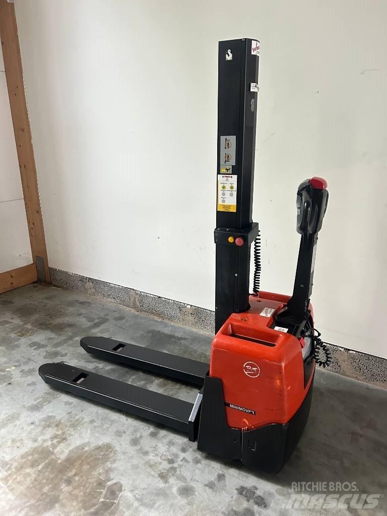BT HWE 100 Колички високоповдигачи с теглич