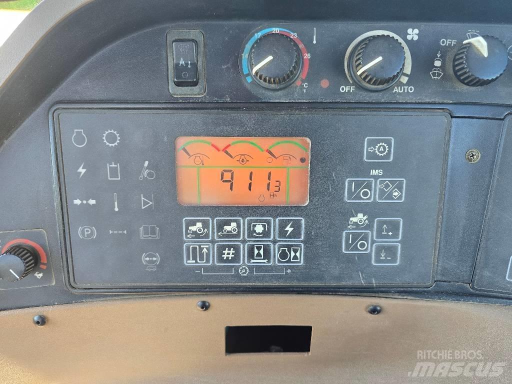 John Deere 8320 Трактори
