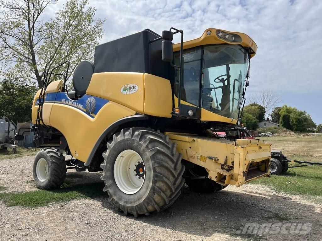 New Holland CX 6090 Комбайни