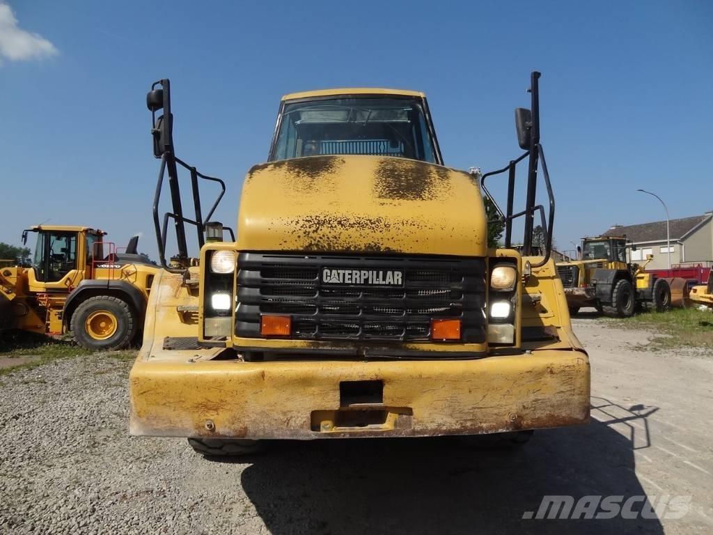 CAT 740 Дъмпери/моторни превозни средства
