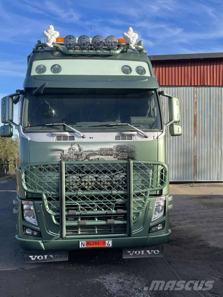 Volvo FH 16 750 За превоз на дървени трупи